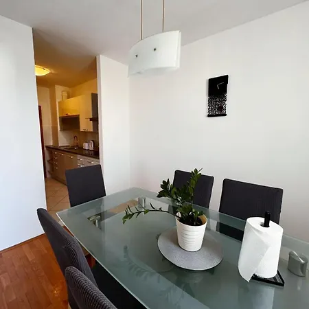 Apartman Jin *