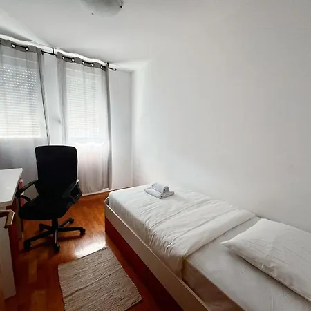 Апартаменты Apartman Jin
